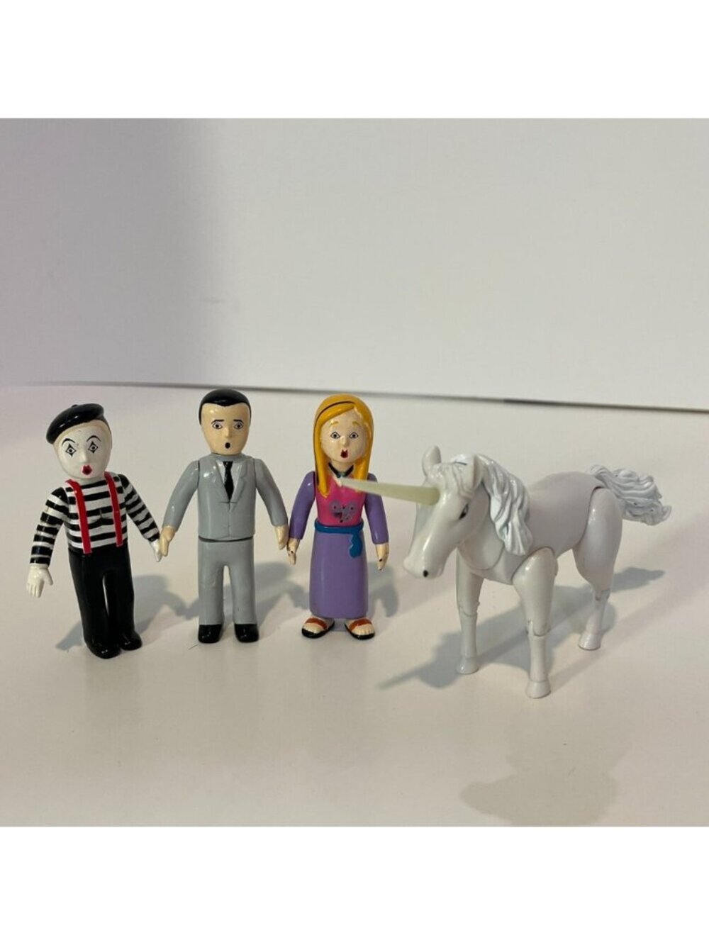 The Avenging Unicorn Playset Magical Horns Figures 2005 Accoutrements 11554
